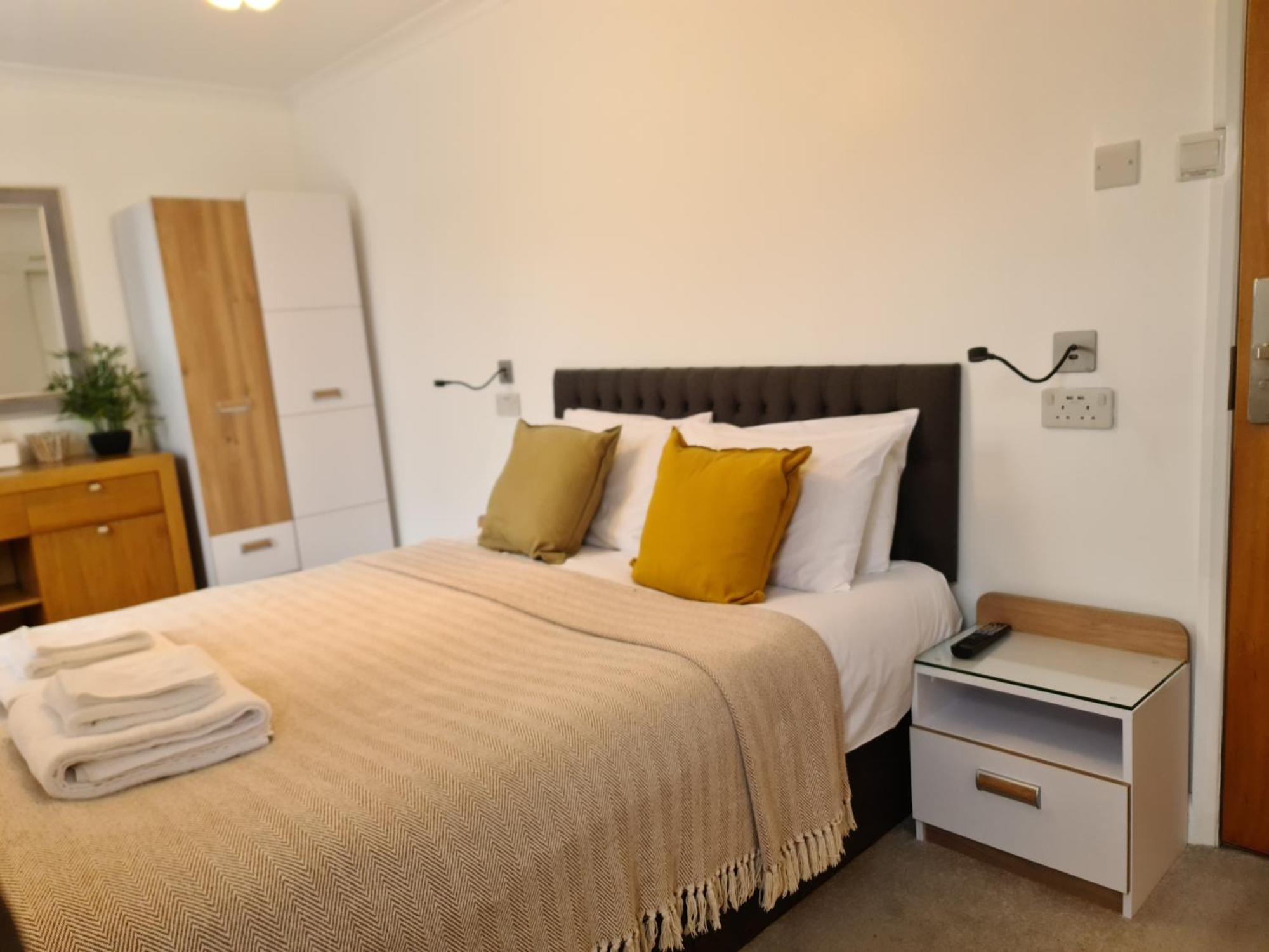 The Torland - Paignton Seafront - Free Parking, All Rooms En-Suite Εξωτερικό φωτογραφία